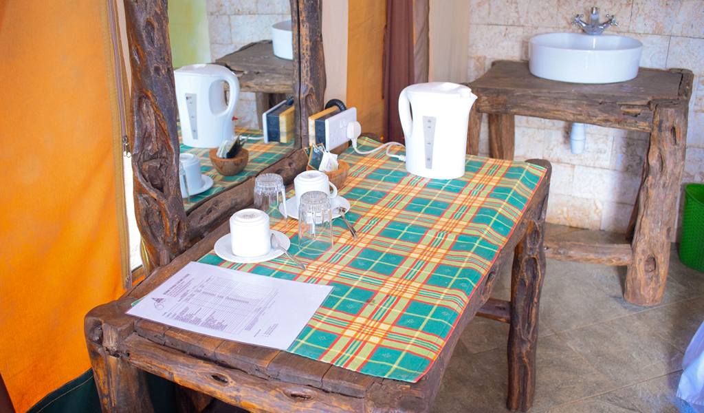 Boma Simba Lodge 1031